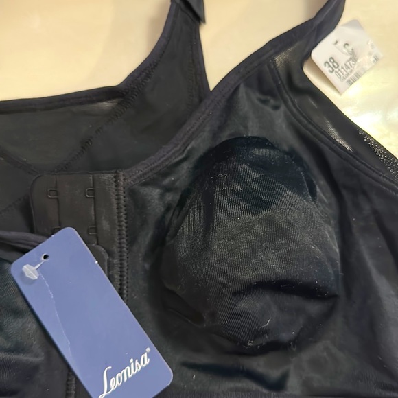 Leonisa front close, cone bra, retro, adjustable 38C NWT - Picture 2 of 3